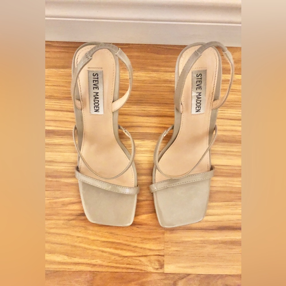 Steve Madden Gracey Nude Tan Strappy Open Toe Sandals size 8M - Picture 6 of 8